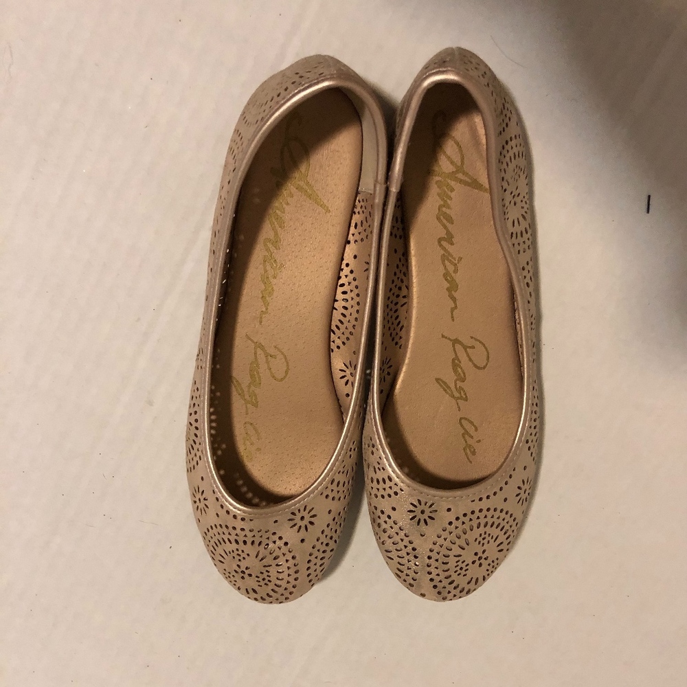American Rag women's ballet flats Make Offer !
